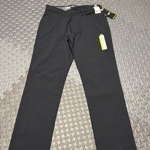 Lee Men's Jet Black Khakis